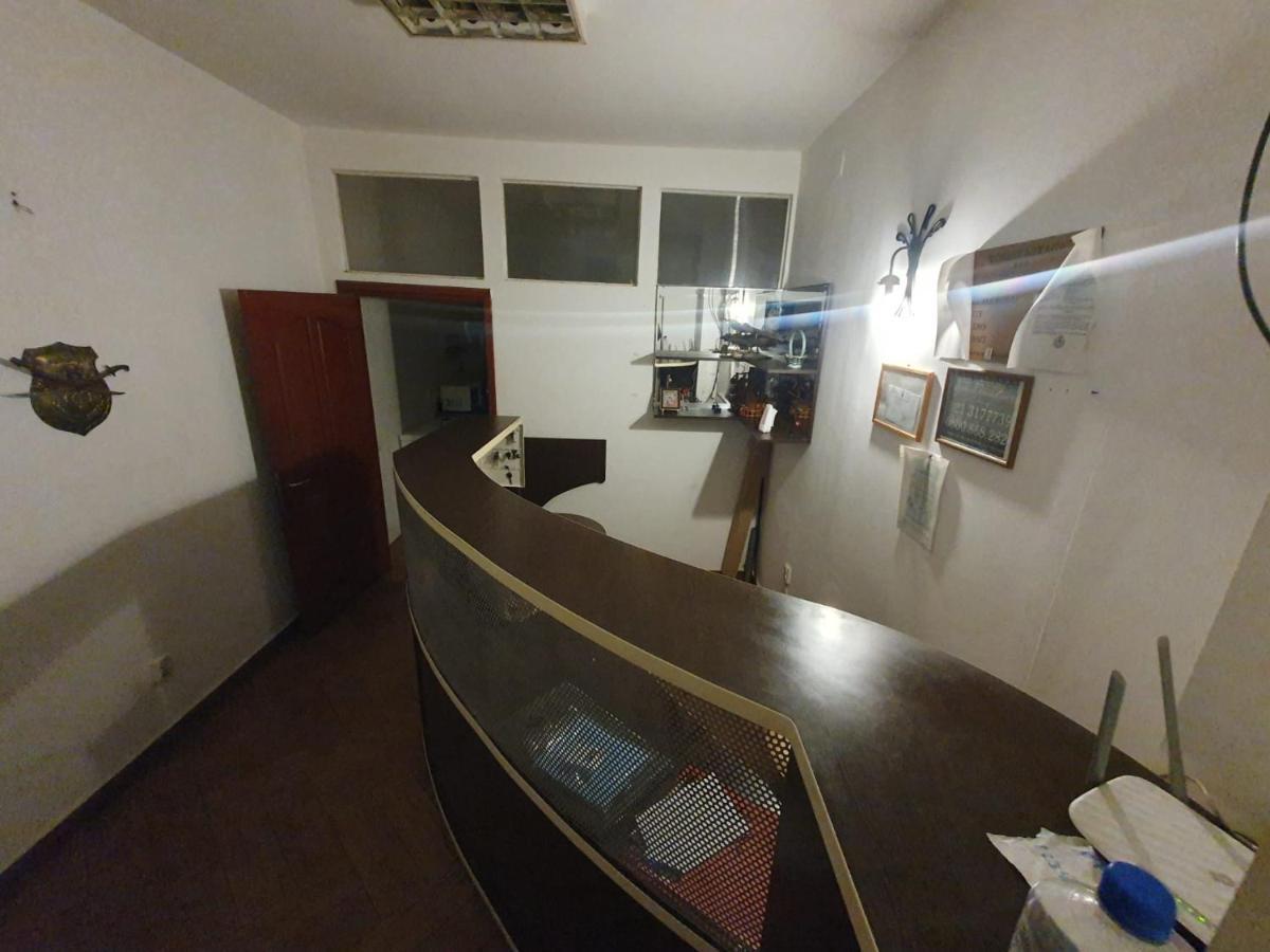 Pensiunea Sub Stejari Banesti ! Self Service ! Self Check-In! ภายนอก รูปภาพ